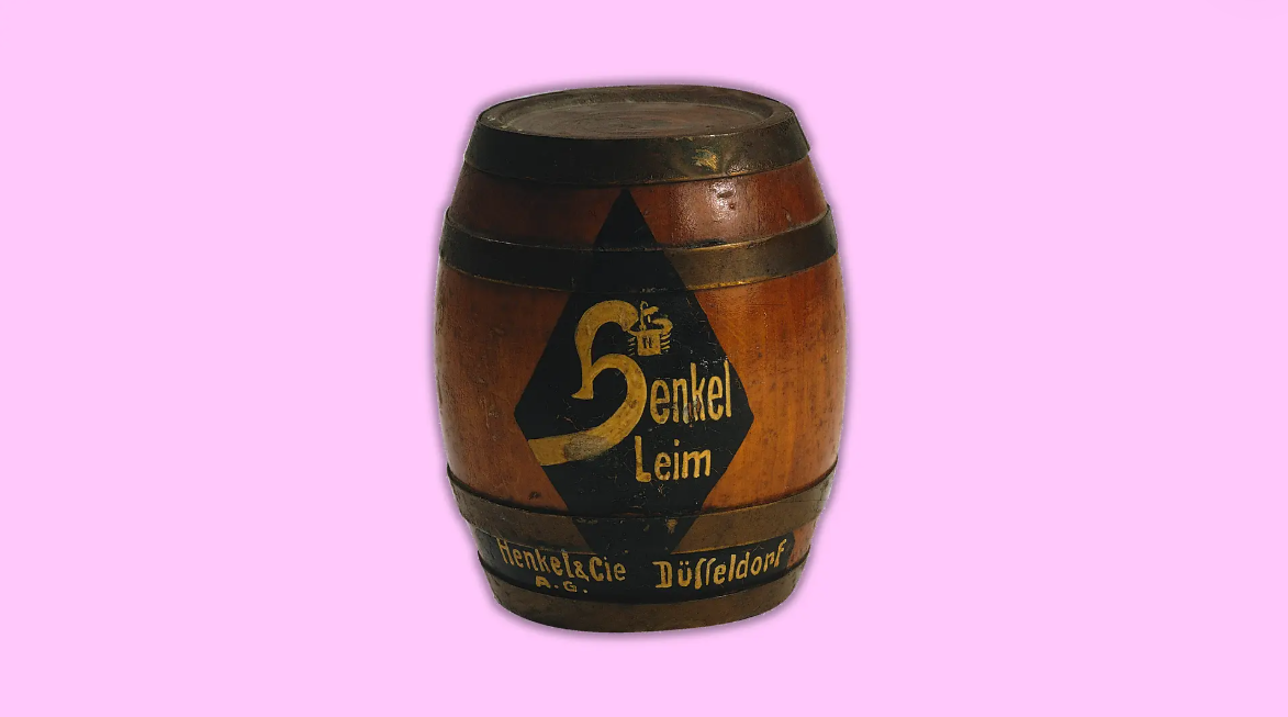 Printed miniature replica of a 1925 Henkel glue drum