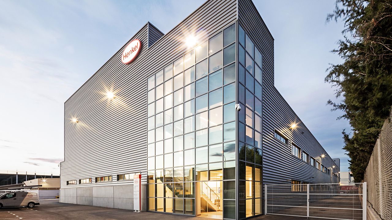 World Economic Forum recognizes Henkel as frontrunner in the 4th Industrial Revolution for the