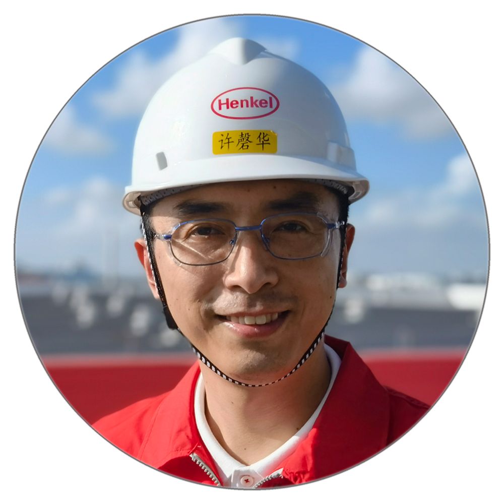 Qinghua Xu, site manager at the Adhesive Technologies “Dragon” plant in Shanghai