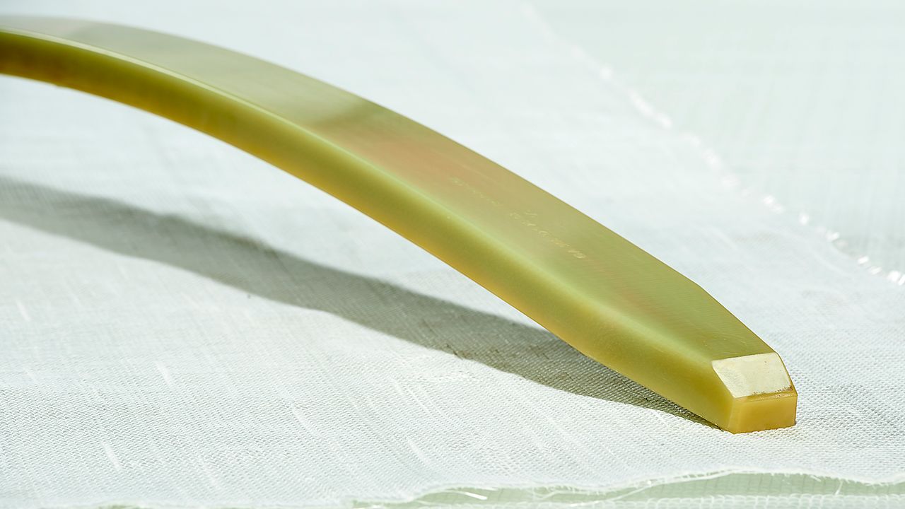 Series production of composite leaf springs