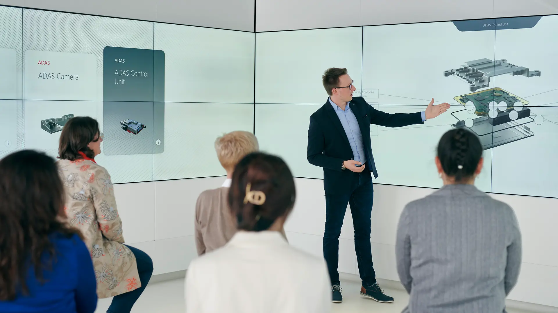 photo-inspiration-center-duesseldorf-people-infinity-room-09