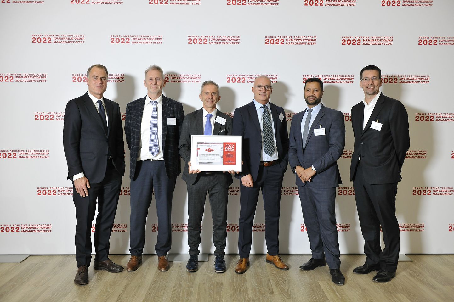 
Special Recognition for Dow (from left to right): Jan-Dirk Auris, Executive Vice President Henkel Adhesive Technologies, Chris Mertens, Global Key Customer Manager at Dow, Jean Paul Hautekeer, Global Marketing Director Building and Infrastructure at Dow, Massimo Rebolini, Global Commercial Vice President at Dow, Imran Munshi, Global Market Segment Leader at Dow and Mark Dorn, Corporate Senior Vice President Craftsmen, Construction and Professional at Henkel Adhesive Technologies