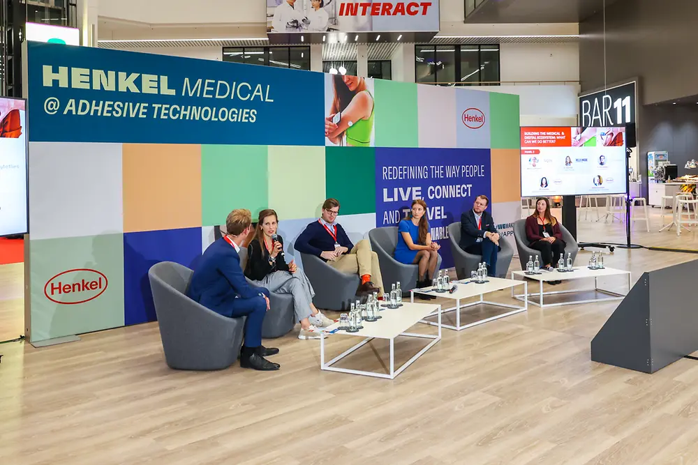 
Second Panel: “What does it take to build a medical ecosystem and how can we do better?” – led By Alexander Rehn; with Maria-Liisa Bruckert, Dr. Anne Latz, Pia Schmiedel, Dr. Hans Daneels, Stephan Buschhüter.