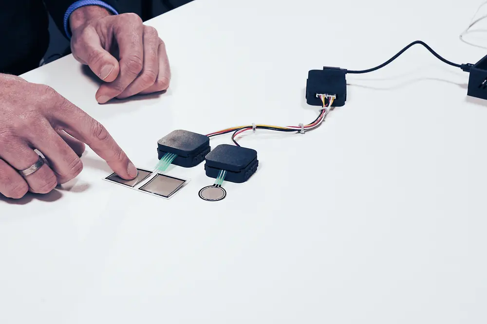 
The Sensor INKxperience Kit offers IOT engineers the possibility to explore the potentials of printed electronics for the development of new sensor solutions.