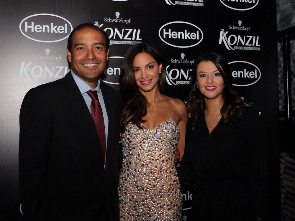 Alfredo Morales, Henkel President for the Andean Region, together with Valerie Dominguez and Carolina Celis, Corporate Communications Head Andean Region.