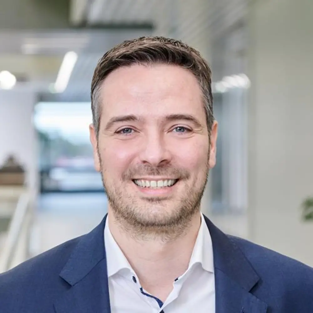 Photo Stephan Höfer, Head of Global Market Strategy for e-mobility Adhesive Technologies at Henkel