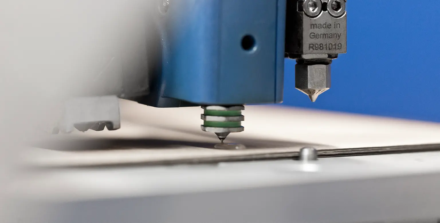 
Henkel, Kraton, and Dow have achieved a reduction in product carbon footprint for two of Henkel’s North American flagship Technomelt products for end-of-line packaging.