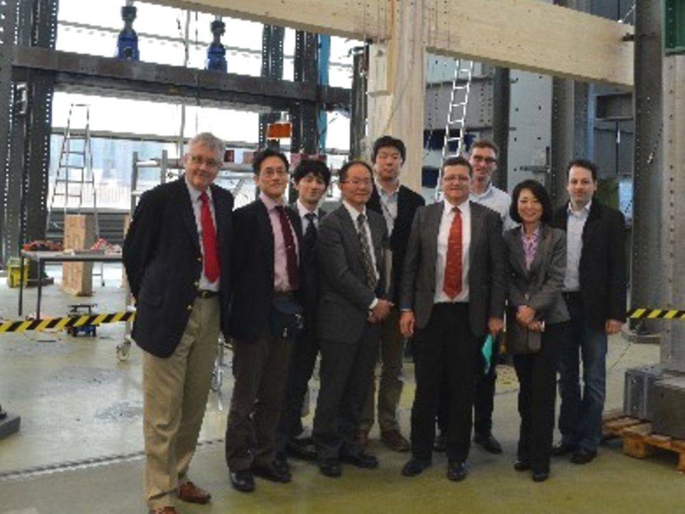 our representatives from the Japanese government spoke to Henkel experts about using bonded timber construction to strengthen earthquake protection.