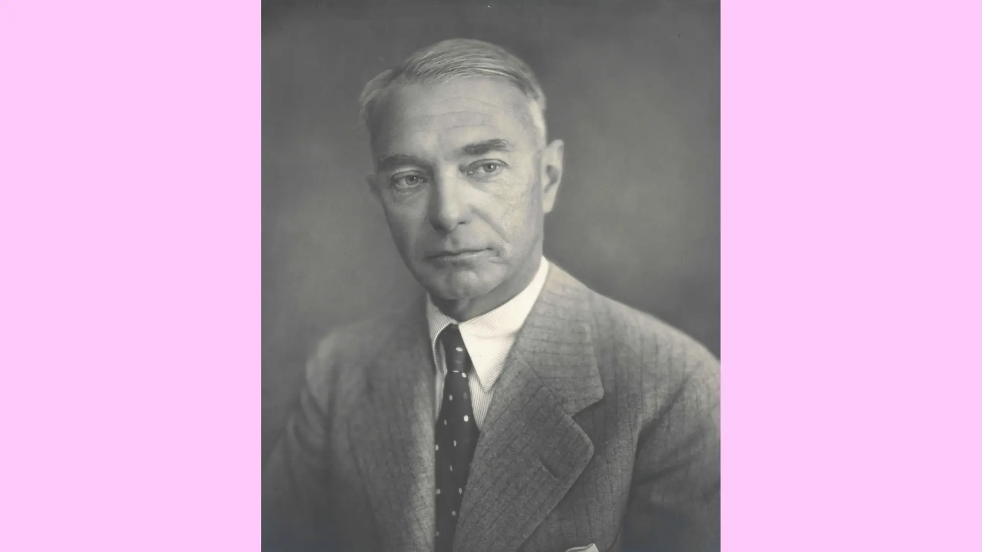 Black and white photo portrait of Dr. Hugo Henkel.