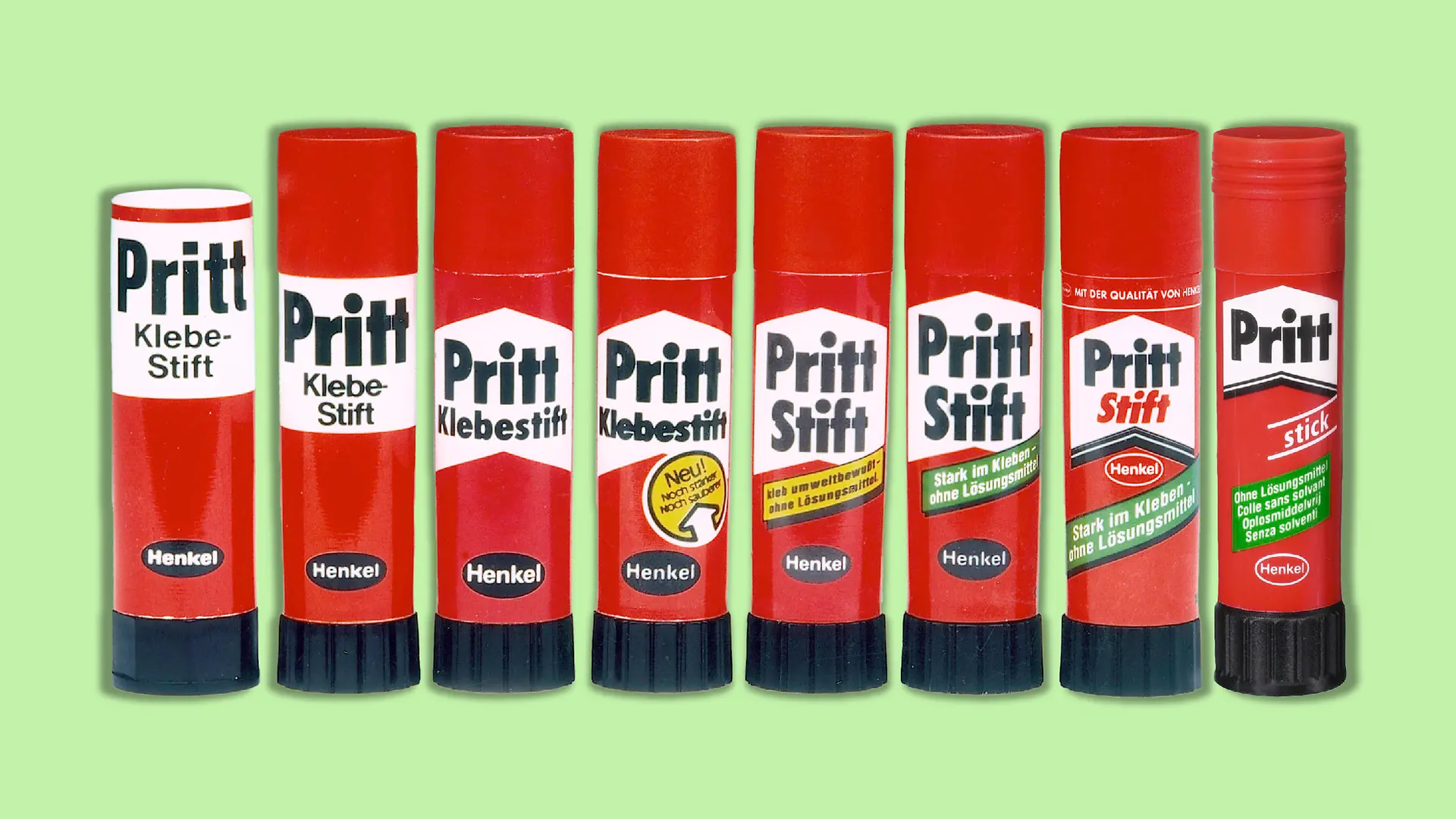 The changing packaging of the Pritt glue stick. A total of eight different versions from the years 1969 to 2000 can be seen. All the glue sticks have the familiar red coloring with the Pritt brand name in black letters on a white background. While the first Pritt glue sticks were still designed with a white bar, this developed into an increasingly narrow, broad arrow pointing upwards. It is also noticeable that the product name under the brand name was shortened over time from “Klebestift” to “Stift” and then changed to “Stick”.