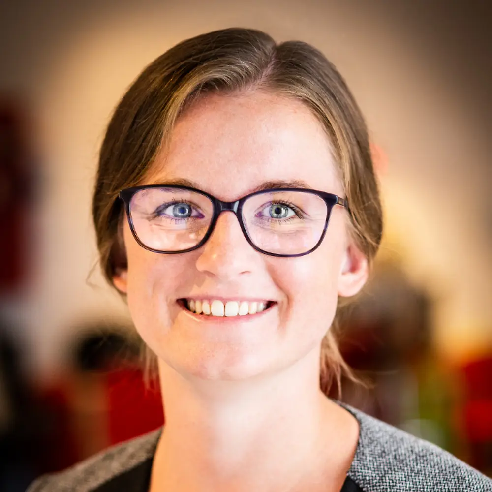 Portrait photo of Dr. Nadine Höglsperger, Head of the Recyclab at Henkel in Düsseldorf