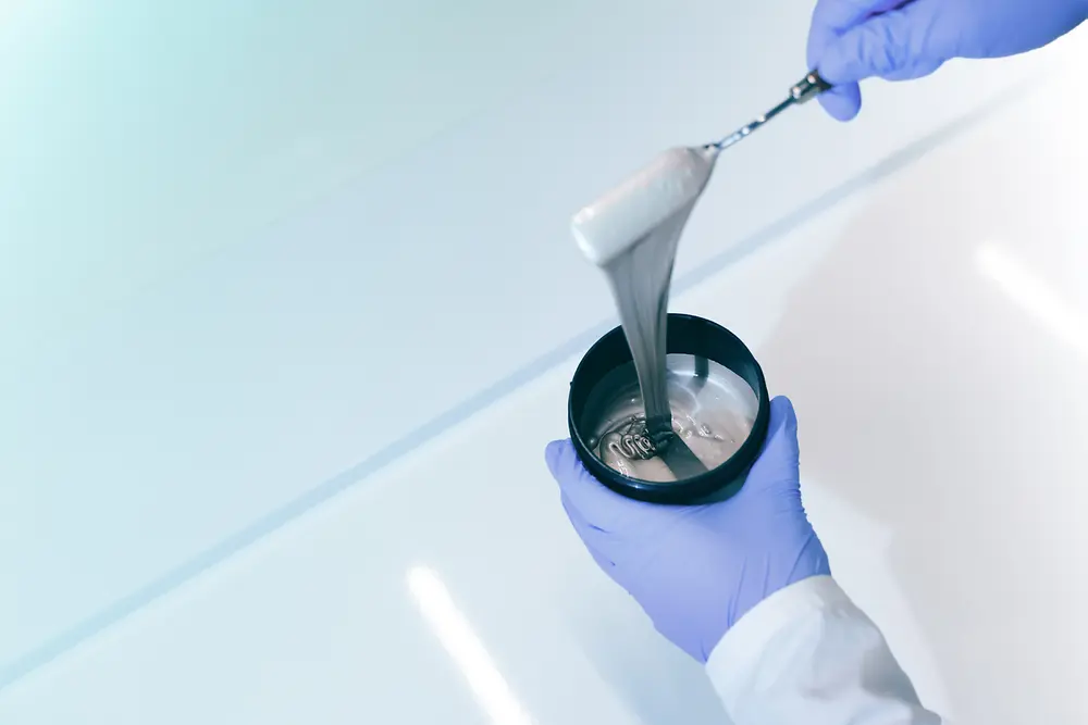 
Henkel's Loctite silver conductive inks are high-performance formulations designed to print electrical circuitry on flexible and rigid substrates. They deliver exceptional electrical and thermal conductivity, combined with mechanical flexibility, stretchability, and chemical resistance. 