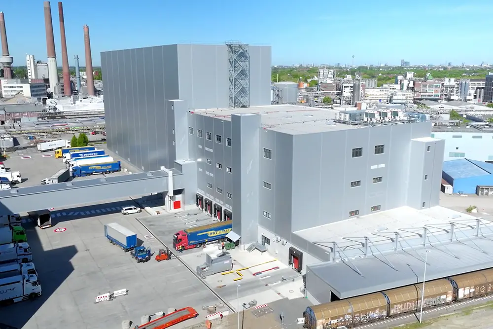  Henkel's high-bay warehouse in Düsseldorf