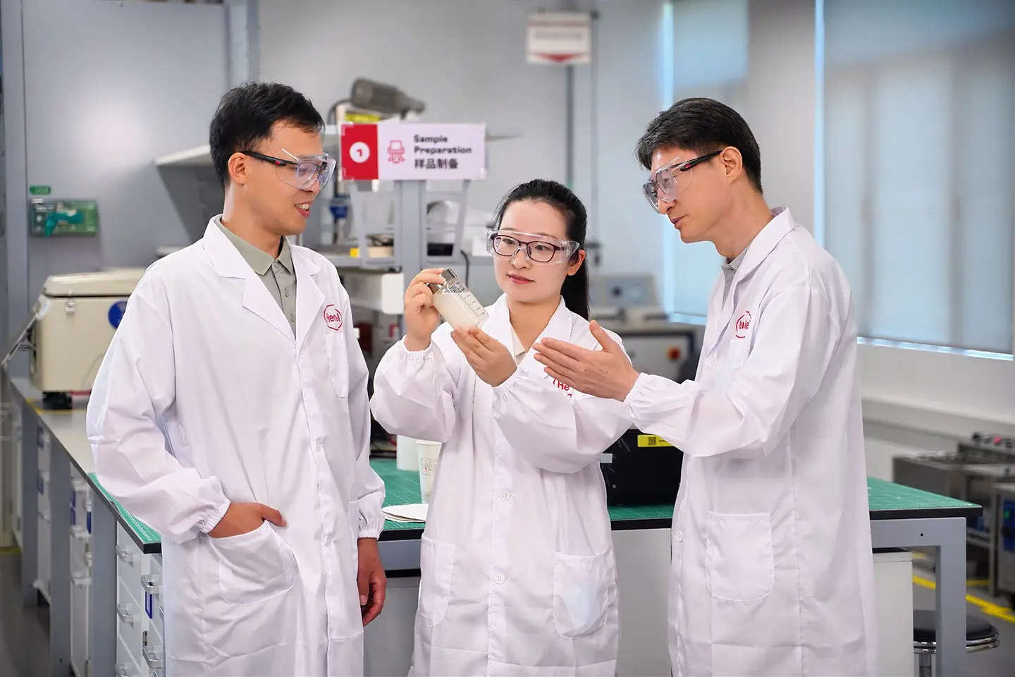
Henkel’s Packaging Recyclab in Shanghai is cyclos-HTP accredited for EU paper packaging recyclability testing.