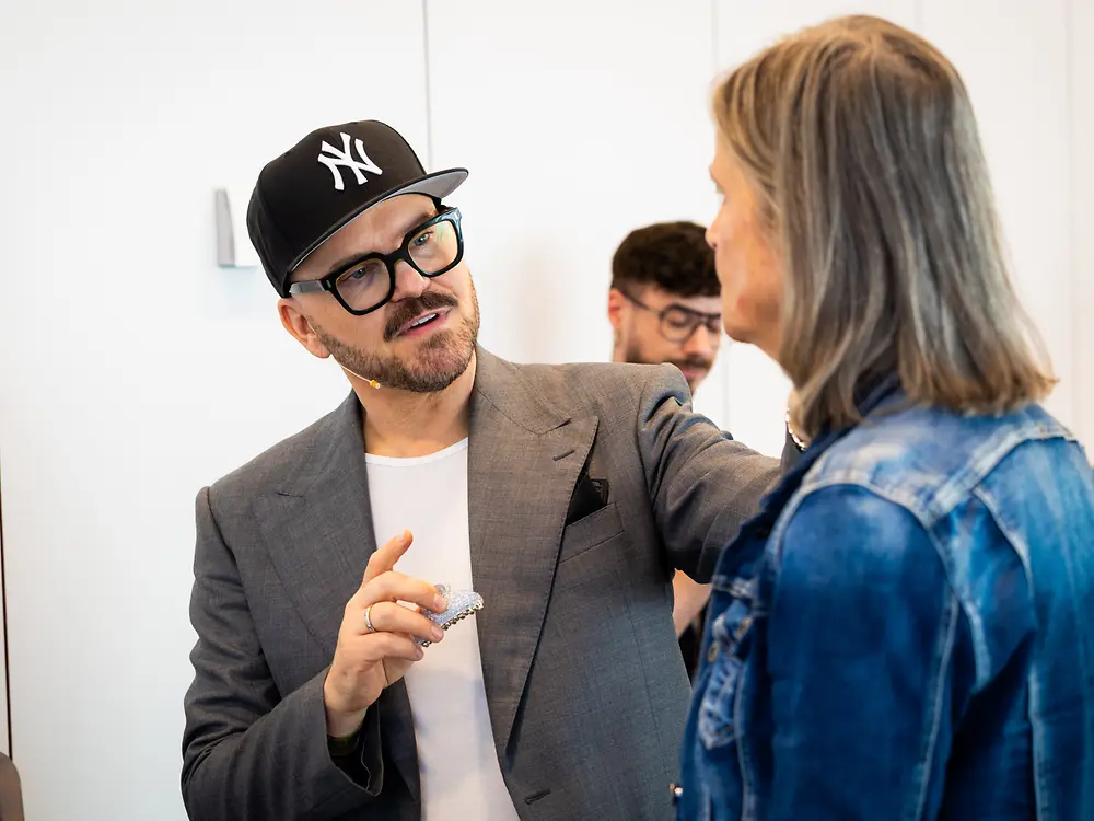 
Styling expert Armin Morbach provided festival guests with insights into current hair trends.