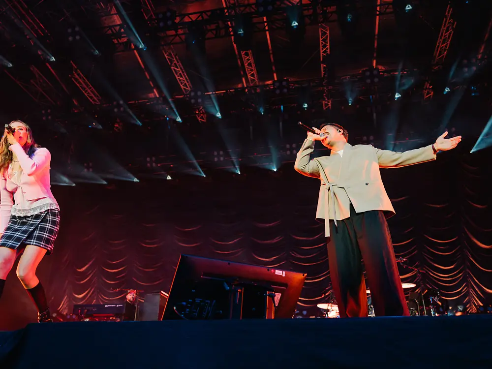 
Nico Santos and LEA delighted guests at the Henkel Festival with their live performances on the festival stage.
