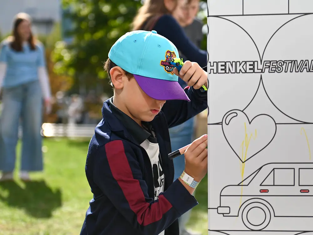 
A diverse family program featuring creative, athletic and interactive activities delighted children of all ages.