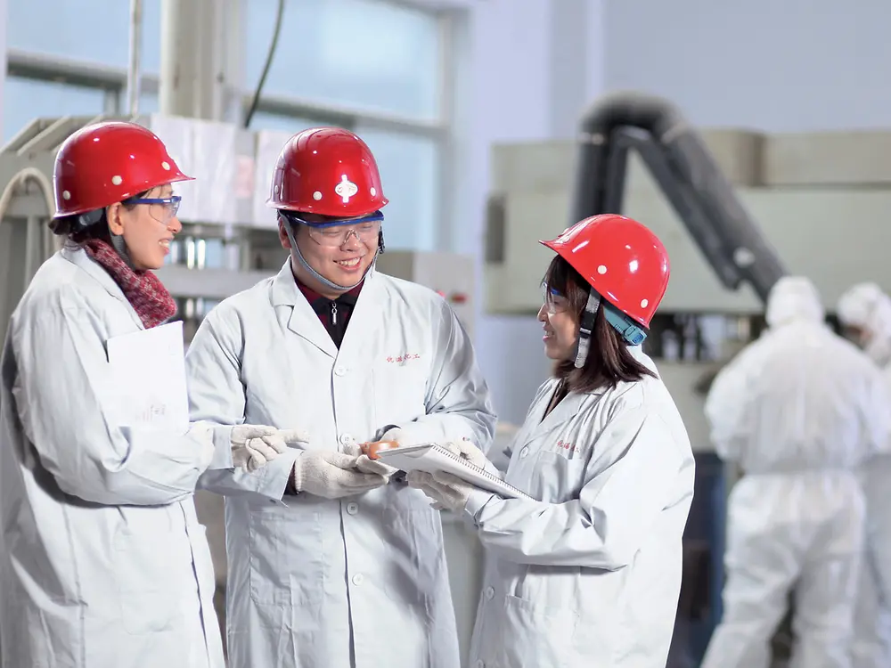 Three chemical laborants