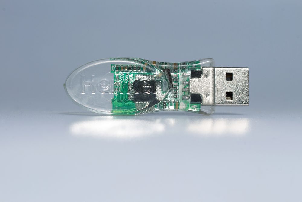 Henkel’s transparent encapsulants can also be used to add to the visual allure of USB sticks