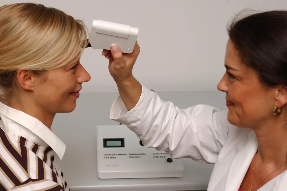 
Measurement of sebum on the forehead