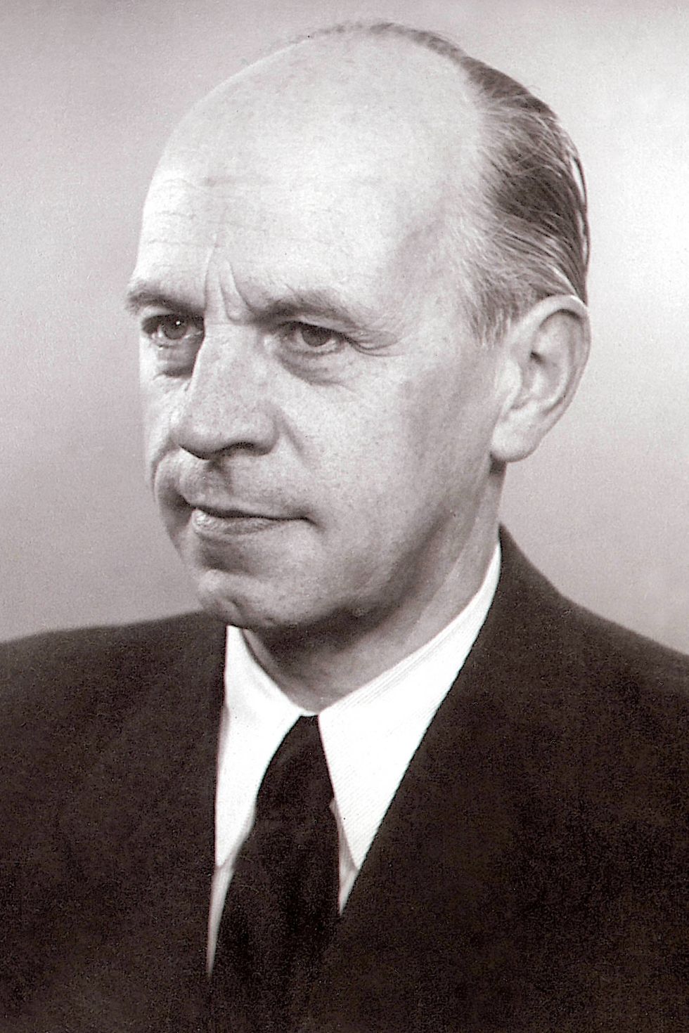 Reinhold Woeste 