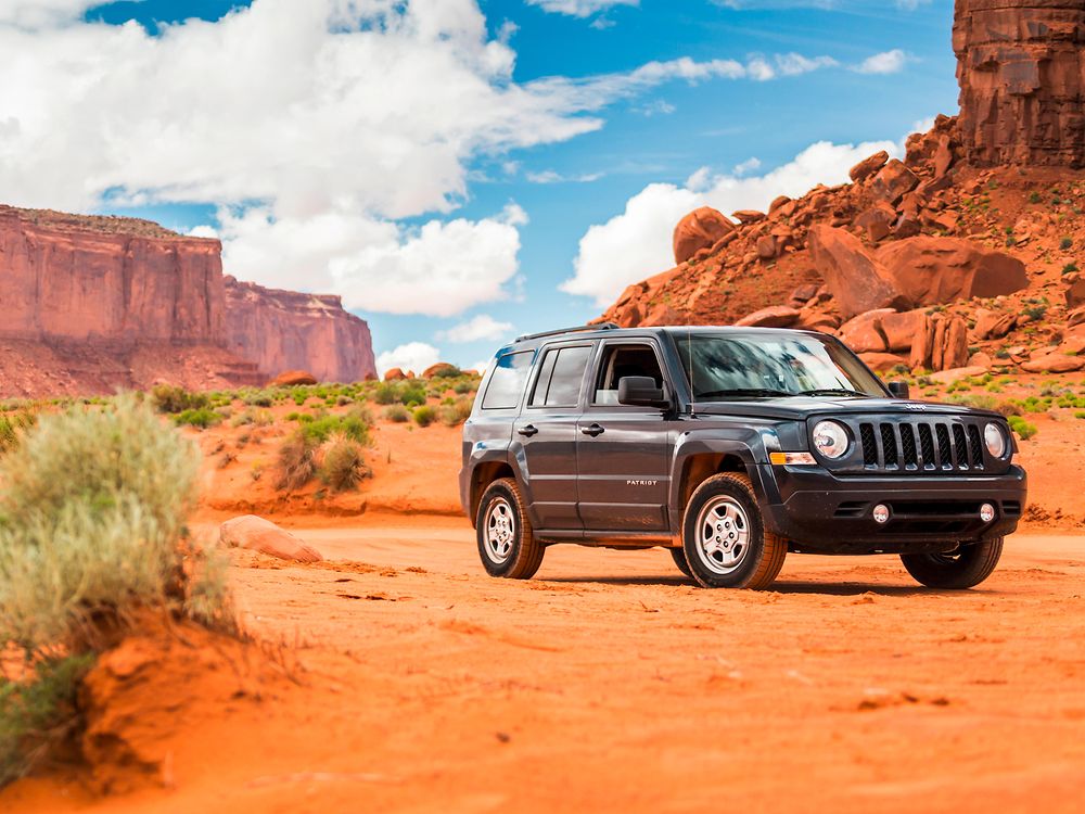
FCA US LLC counts on solutions from Henkel Adhesive Technologies in the production of its models Jeep Patriot, Jeep Compass, Dodge Dart and Chrysler 200.