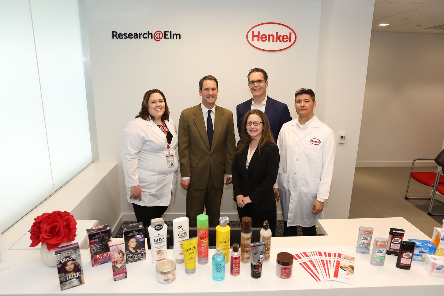 Congressman Jim Himes (second from left) of Connecticut's Fourth District with (from left) Eleanor Harding, Principal Scientist; Martina Spinatsch, VP R&D NA; Brian Heindl, Director of Public Affairs/Government Relations; and Michael Mathiesen, Manager R&D NA.