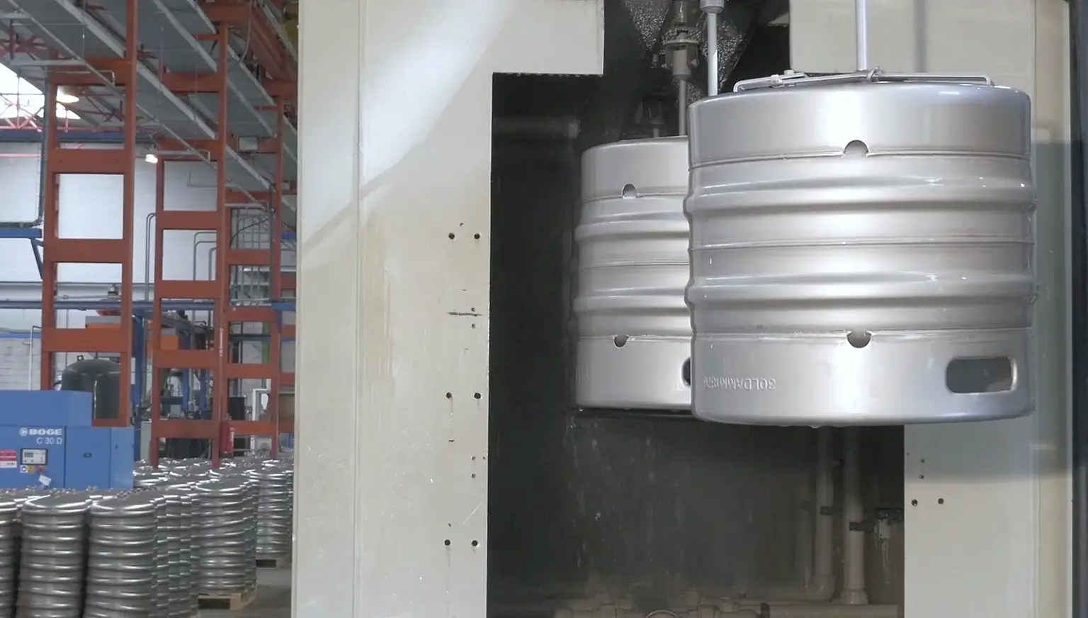 Kegs leaving tunnel after pickling with nitric acid-free Bonderite C-CP 1300