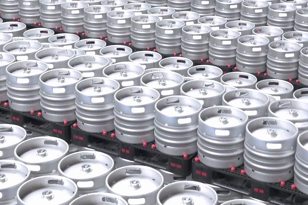 The new keg production plant of Entinox at Zaragoza, Spain, has a capacity for 450,000 barrels per year, made from austenite stainless steel with a surface of 2 square meters per barrel