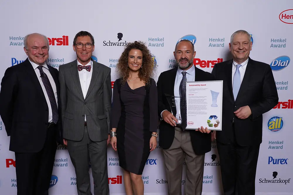 Sustainability Award / Plastic Bank (winner): Bertrand Conquéret, Thomas Förster, Taylor Leigh Cannizzaro, David Katz, Thomas Müller-Kirschbaum