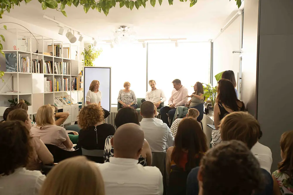 2019-08-Szczęśliwy pracownik poszukiwany.jpg (10)